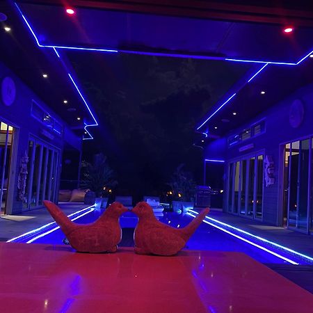 Stunning Villa With Ocean Views And Free Car شاطئ لاماي المظهر الخارجي الصورة